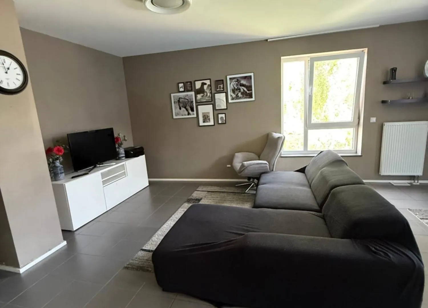 Lovely 3 Bedroom Apartment In Central Esch Alzette 0*, Esch-sur-Alzette Luxembourg