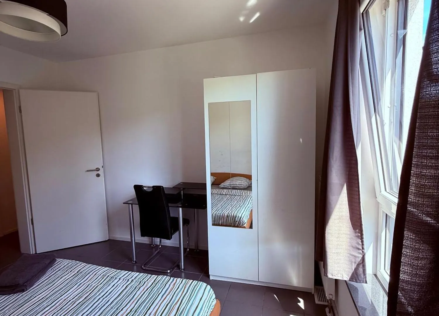 Lovely 3 Bedroom Apartment In Central Esch Alzette