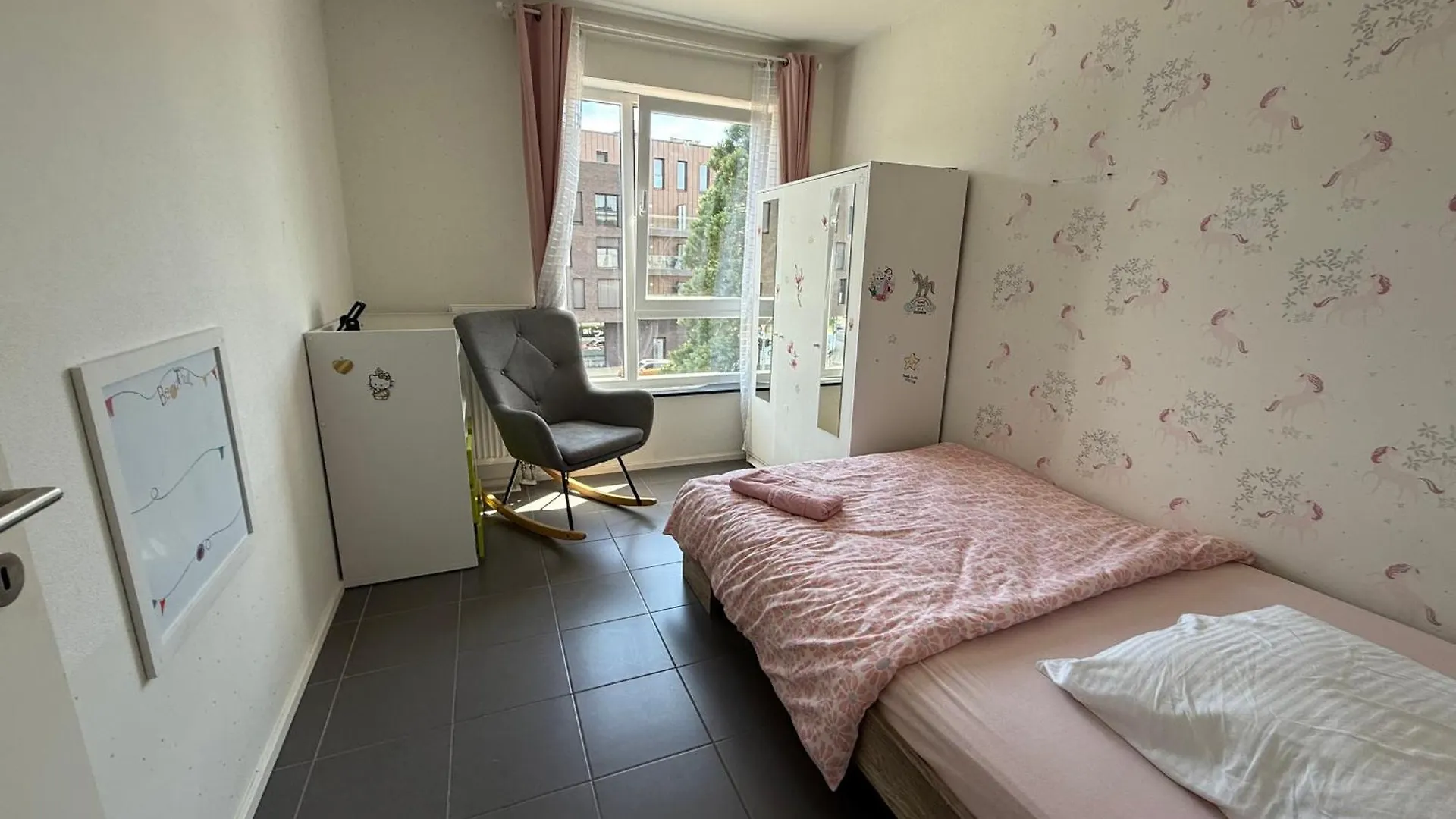 Lovely 3 Bedroom Apartment In Central Esch Alzette
